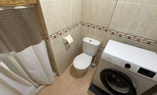 Herverkoop - Apartment - Almoradí