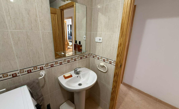 Herverkoop - Apartment - Almoradí