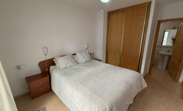 Herverkoop - Apartment - Almoradí