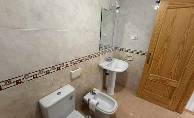 Herverkoop - Apartment - Almoradí