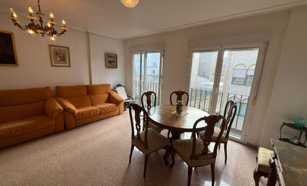 Herverkoop - Apartment - Almoradí