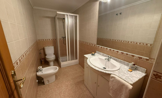 Herverkoop - Apartment - Almoradí