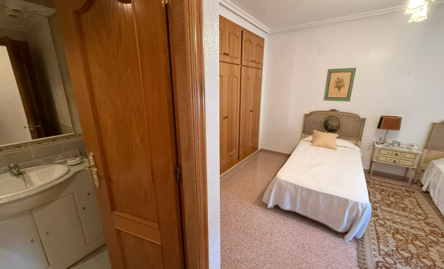 Herverkoop - Apartment - Almoradí