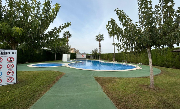 Herverkoop - Bungalow - Gelijkvloers - Torrevieja - torrevieja