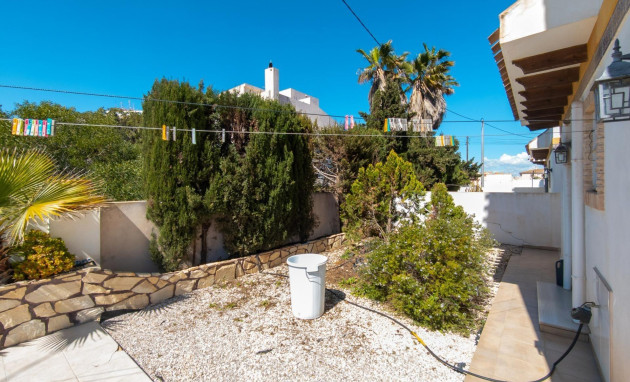 Herverkoop - Villa - Torrevieja - La Mata