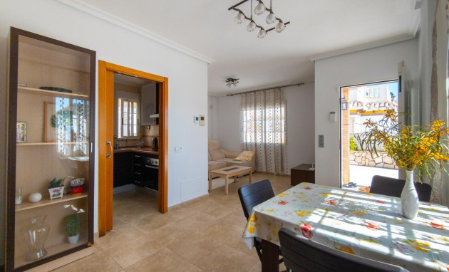 Herverkoop - Villa - Torrevieja - La Mata