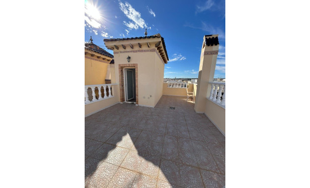 Herverkoop - Terraced house - Orihuela Costa - Los Almendros-La Florida