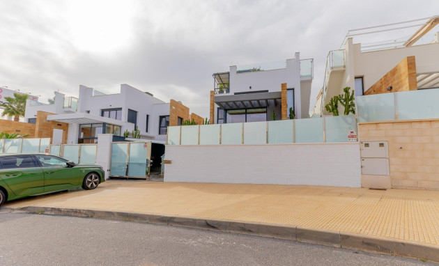 Herverkoop - Villa - Orihuela Costa - Lomas de Cabo Roig