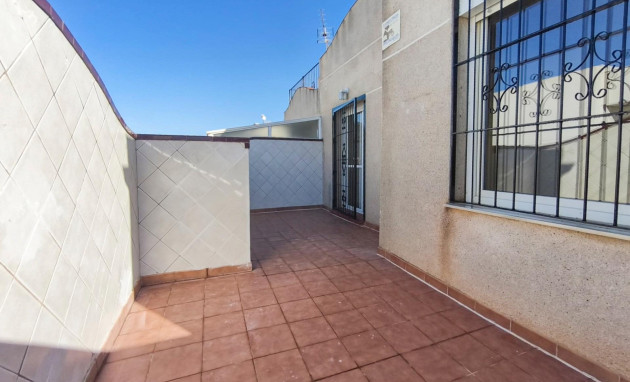 Herverkoop - Bungalow - Gelijkvloers - Torrevieja - Los balcones