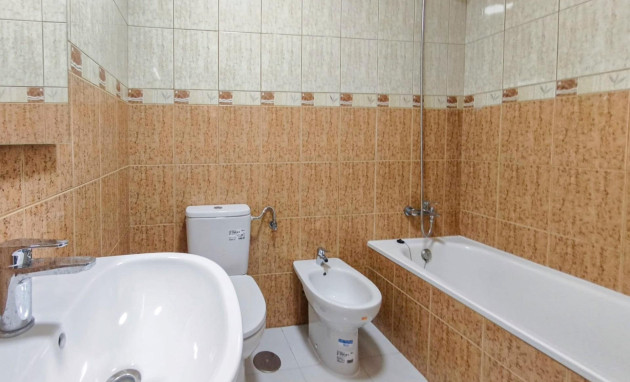 Herverkoop - Bungalow - Gelijkvloers - Torrevieja - Los balcones