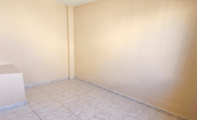 Herverkoop - Bungalow - Gelijkvloers - Torrevieja - Los balcones