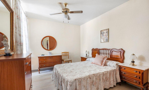 Herverkoop - Apartment - Torrevieja - La Mata pueblo