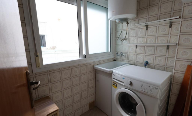 Herverkoop - Apartment - Torrevieja - Playa del cura