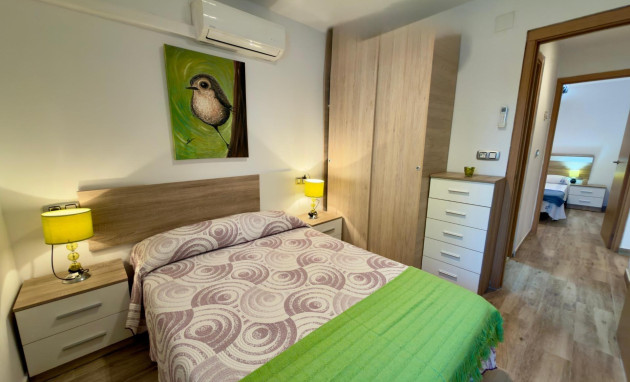 Herverkoop - Bungalow - Gelijkvloers - Torrevieja - La Siesta - El Salado - Torreta