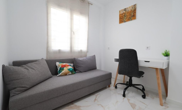 Herverkoop - Apartment - Torrevieja - La Mata
