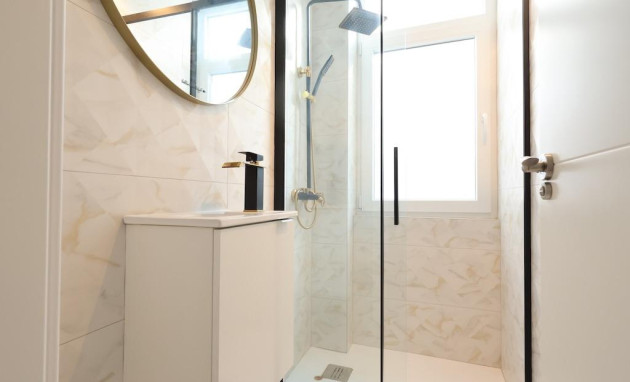 Herverkoop - Apartment - Torrevieja - La Mata