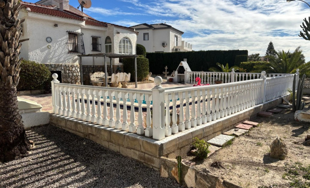 Herverkoop - Villa / Detached - Ciudad Quesada - CENTRO