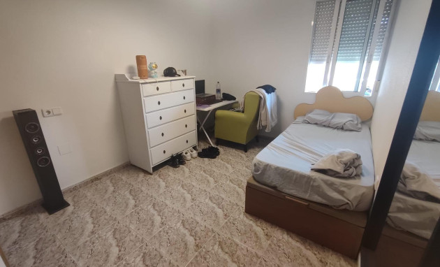 Herverkoop - Apartment - Torrevieja - Estacion de autobuses