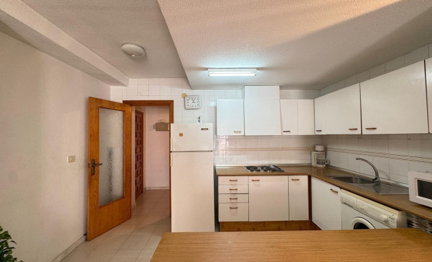 Herverkoop - Apartment - Torrevieja - Estacion de autobuses