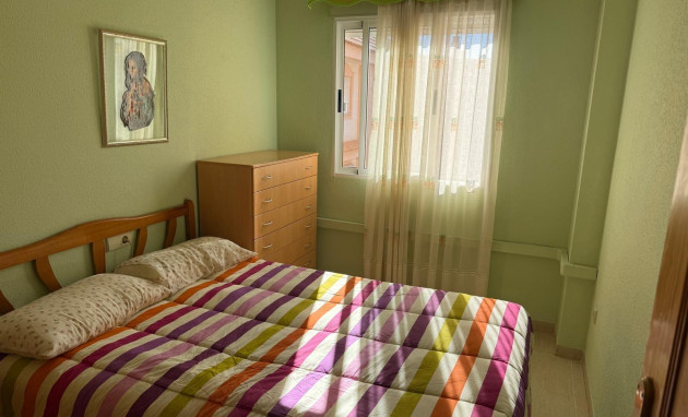 Herverkoop - Apartment - Torrevieja - Estacion de autobuses