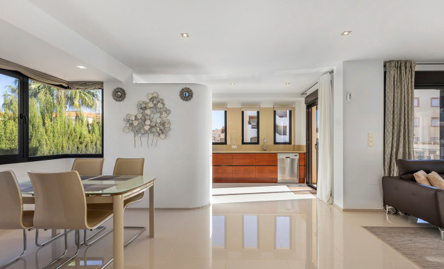 Herverkoop - Detached Villa - Orihuela Costa - La Zenia