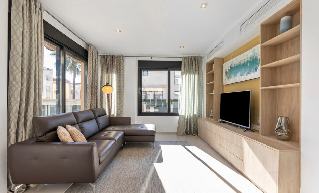 Herverkoop - Detached Villa - Orihuela Costa - La Zenia