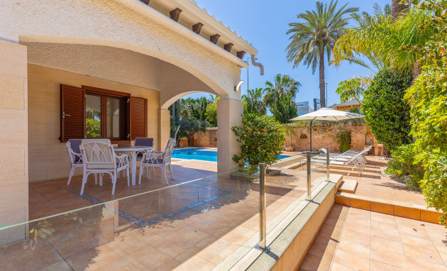 Herverkoop - Detached Villa - Orihuela Costa - Punta Prima