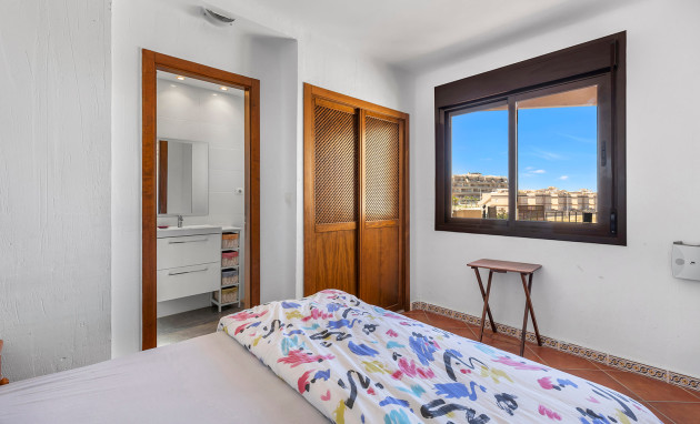 Herverkoop - Apartment - Orihuela Costa - Los Altos