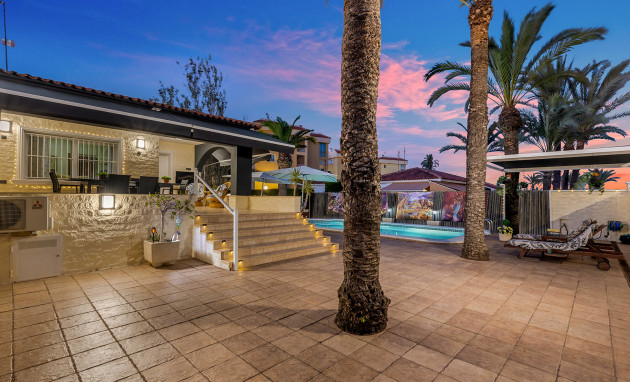 Herverkoop - Detached Villa - Torrevieja - Rocio del Mar