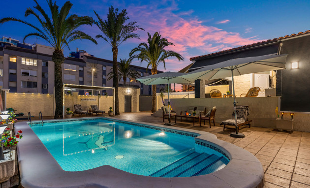 Herverkoop - Detached Villa - Torrevieja - Rocio del Mar