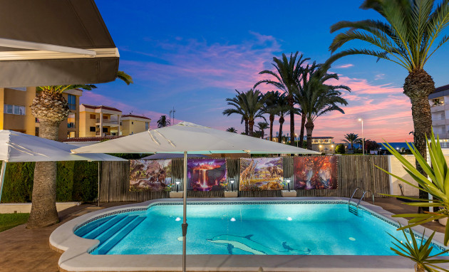 Herverkoop - Detached Villa - Torrevieja - Rocio del Mar