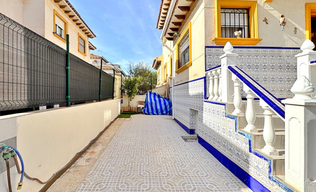 Herverkoop - Quad Villa - Orihuela Costa - Punta Prima