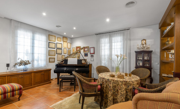 Herverkoop - Detached Villa - Torrevieja - La Veleta