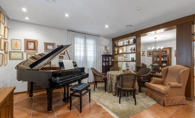 Herverkoop - Detached Villa - Torrevieja - La Veleta