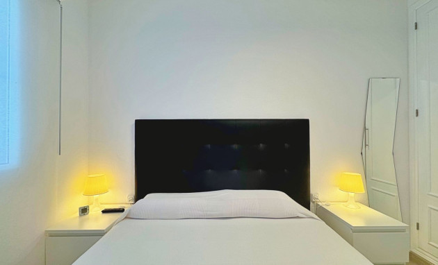 Herverkoop - Apartment - La Mata - La Mata - Town