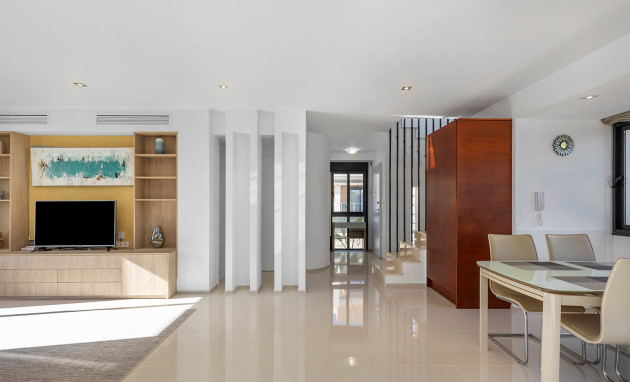 Herverkoop - Detached Villa - Orihuela Costa - La Zenia