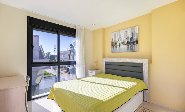 Herverkoop - Detached Villa - Orihuela Costa - La Zenia