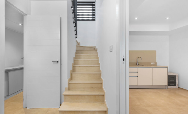 Herverkoop - Detached Villa - Orihuela Costa - La Zenia