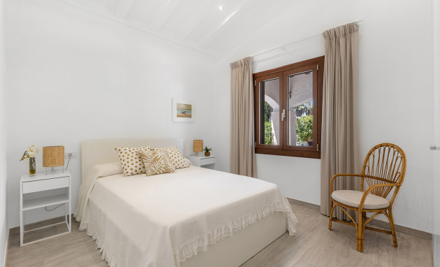 Herverkoop - Detached Villa - Orihuela Costa - Punta Prima