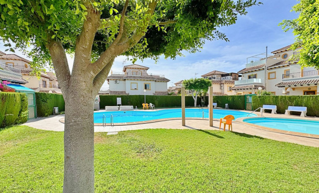 Herverkoop - Quad Villa - Orihuela Costa - Punta Prima