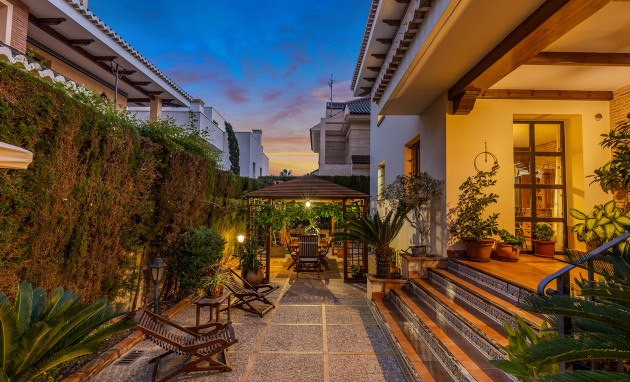 Herverkoop - Detached Villa - Torrevieja - La Veleta