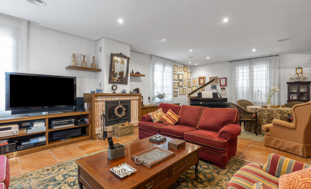 Herverkoop - Detached Villa - Torrevieja - La Veleta