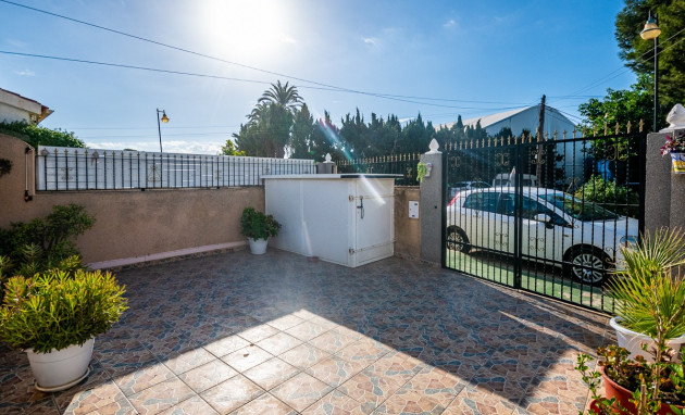 Herverkoop - House - Torrevieja - Calas Blancas