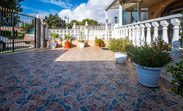Herverkoop - House - Torrevieja - Calas Blancas