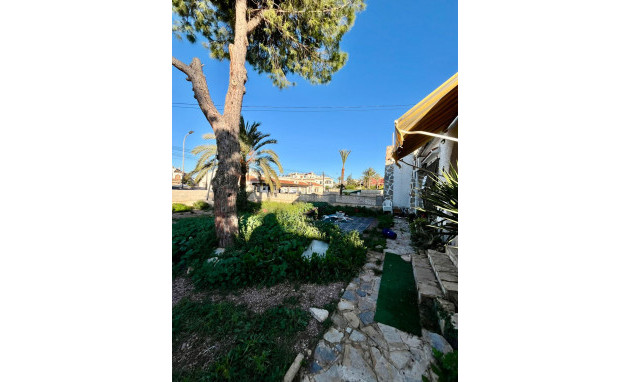 Herverkoop - Villa - Torrevieja - Aguas Nuevas