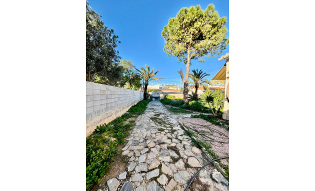 Herverkoop - Villa - Torrevieja - Aguas Nuevas