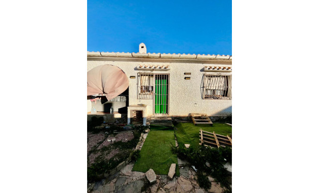 Herverkoop - Villa - Torrevieja - Aguas Nuevas