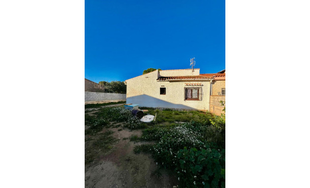 Herverkoop - Villa - Torrevieja - Aguas Nuevas