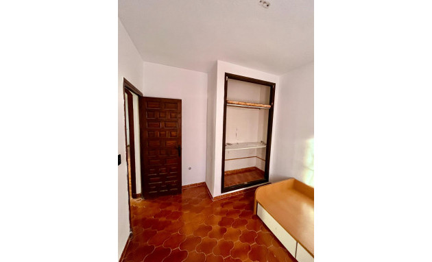 Herverkoop - Villa - Torrevieja - Aguas Nuevas