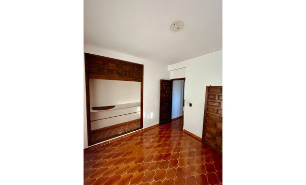 Herverkoop - Villa - Torrevieja - Aguas Nuevas